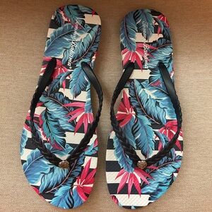 Tommy Bahama flip flops
